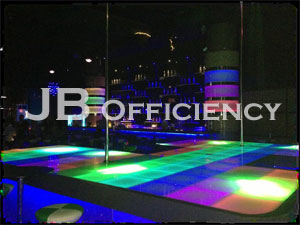 "One Fenix Square - พื้นที่สำนักงานหรือร้านค้าให้เช่า"