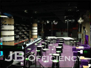 "One Fenix Square - พื้นที่สำนักงานหรือร้านค้าให้เช่า"